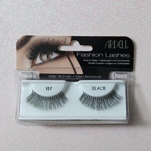 FASHION FALSE EYELASHES